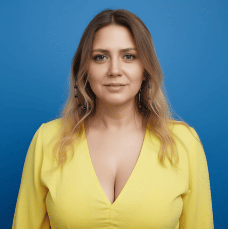 Александра Коновалова